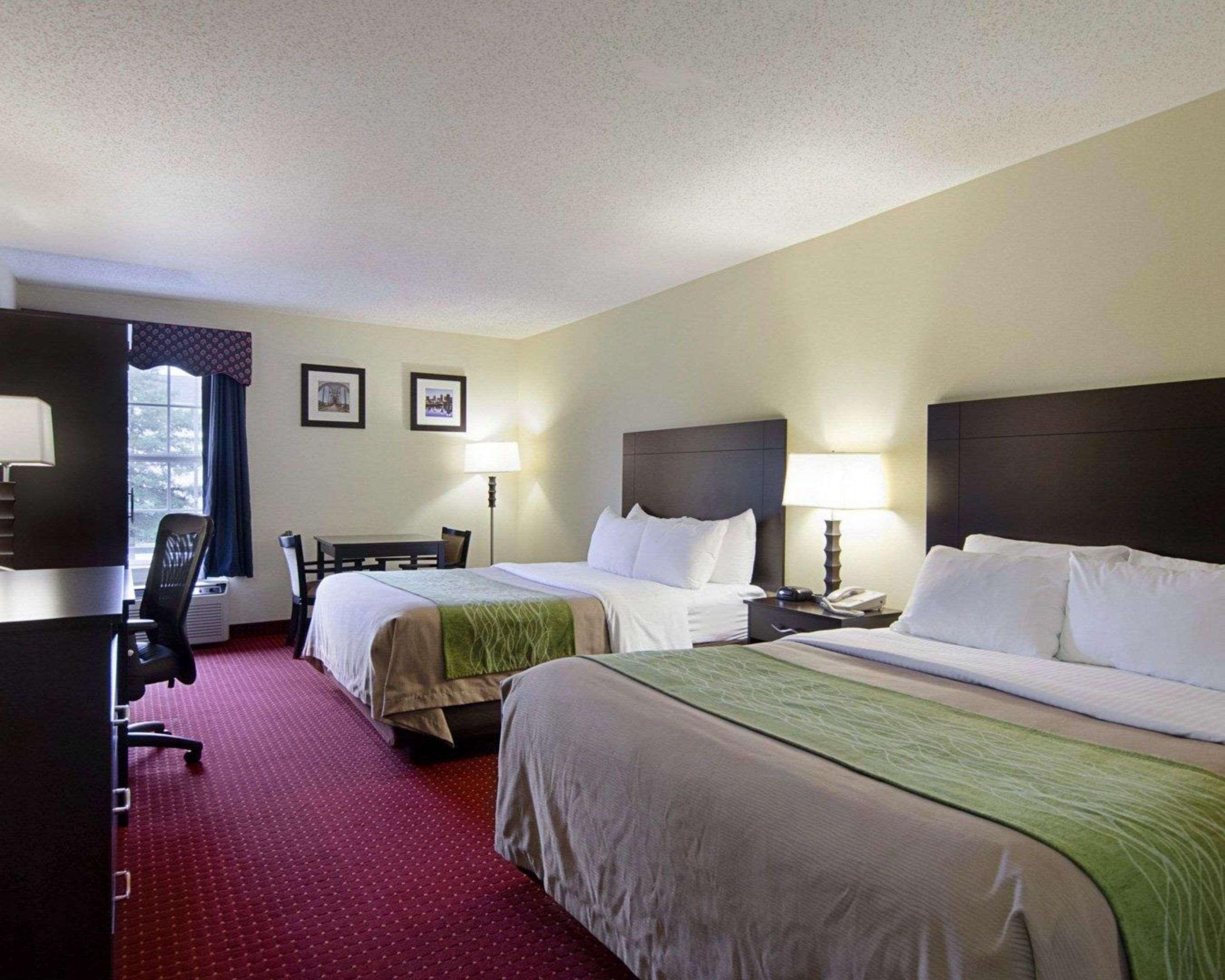 Quality & West Hotel