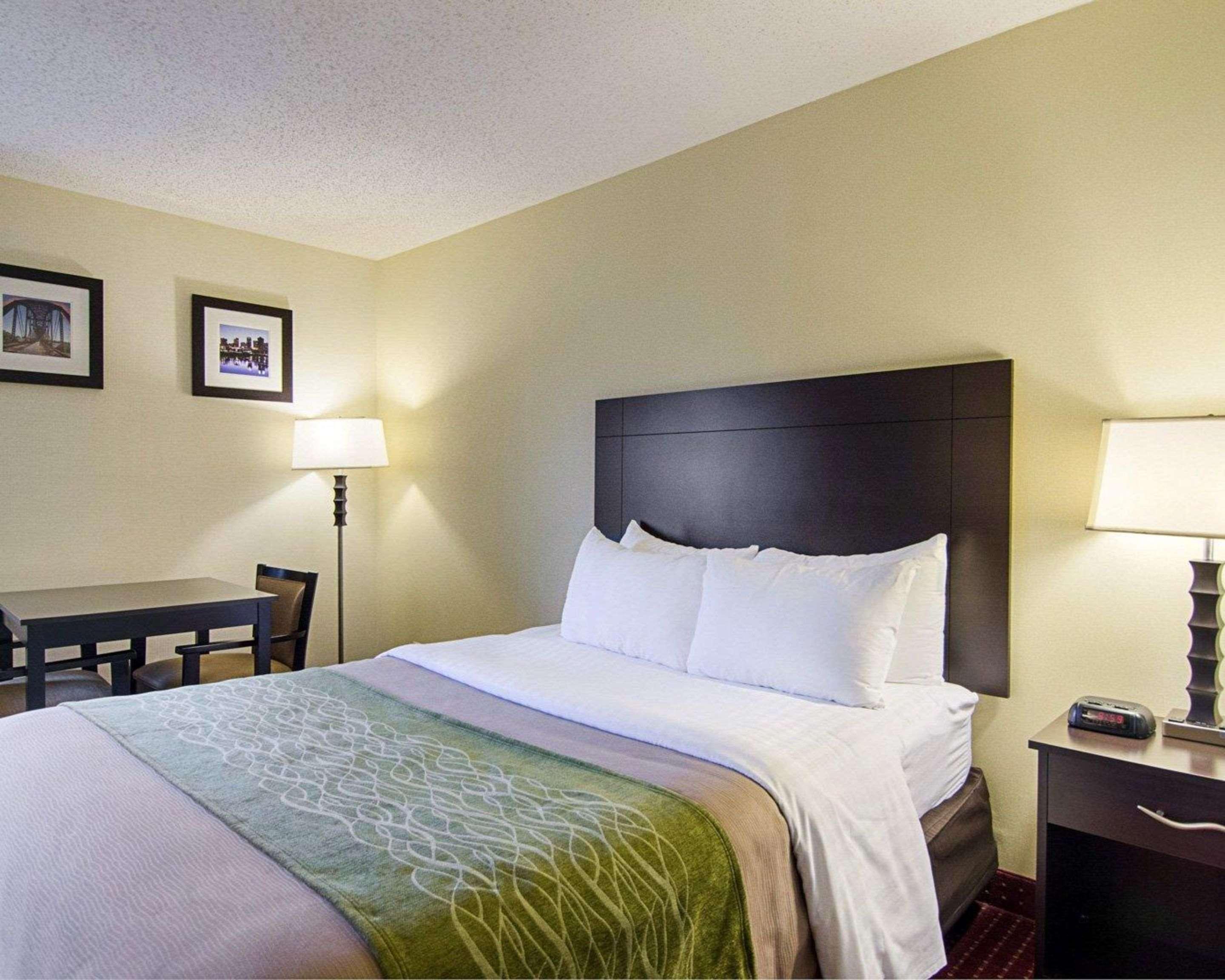 Quality & West Hotel Little Rock