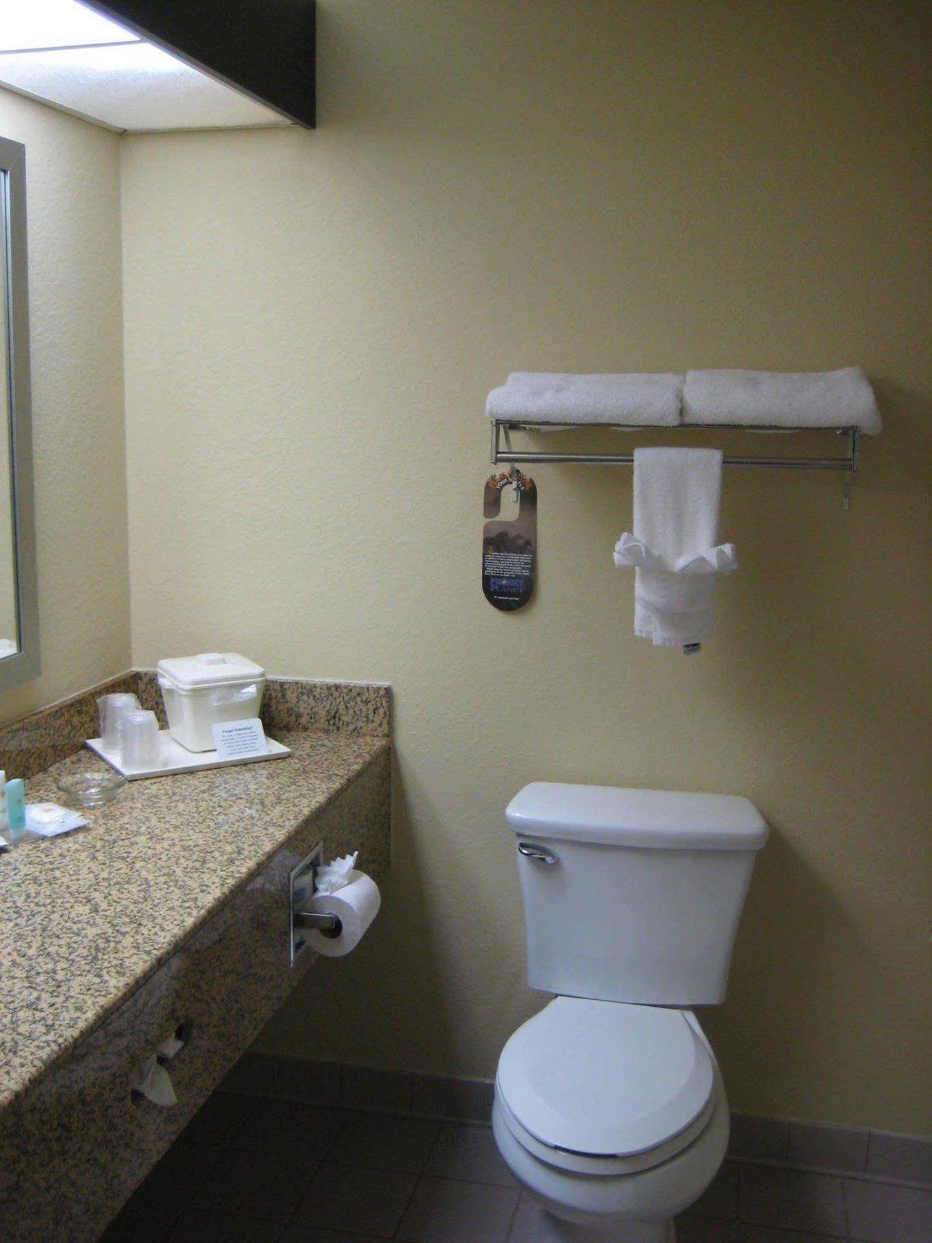Hotel Quality & West